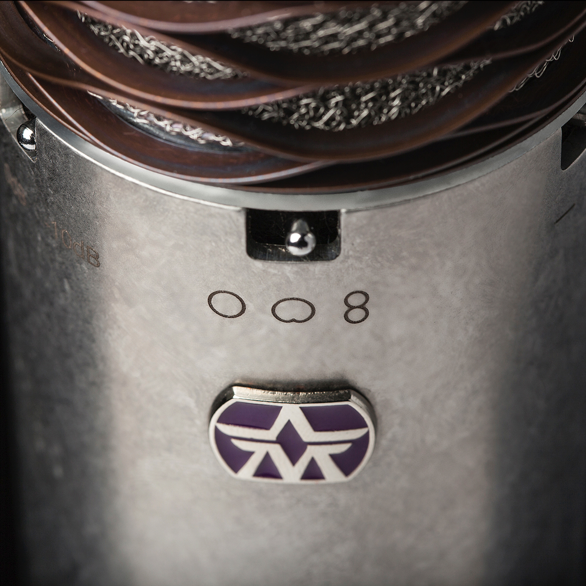 Large Diaphragm Multi- Pattern Condenser Microphone