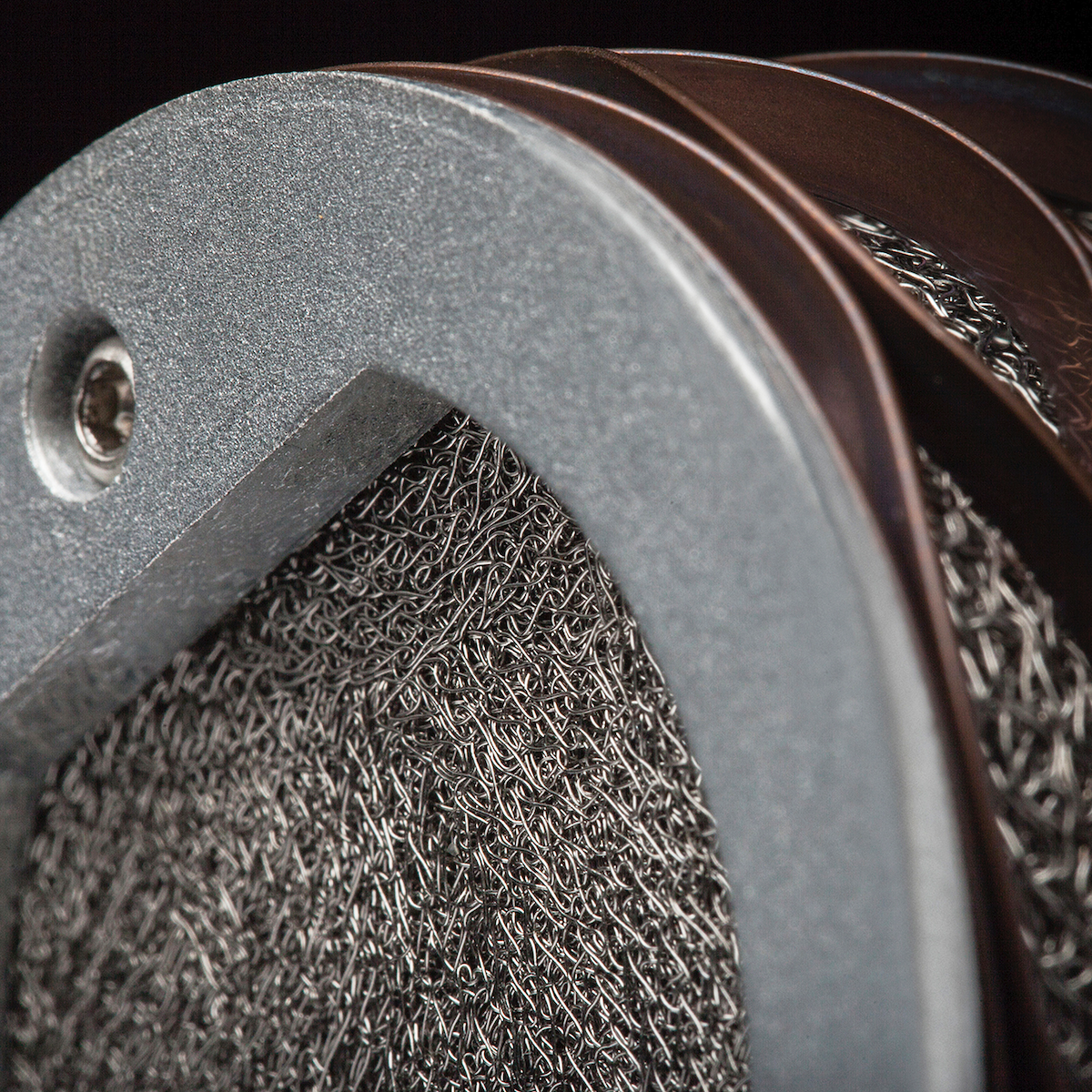 Large Diaphragm Multi- Pattern Condenser Microphone