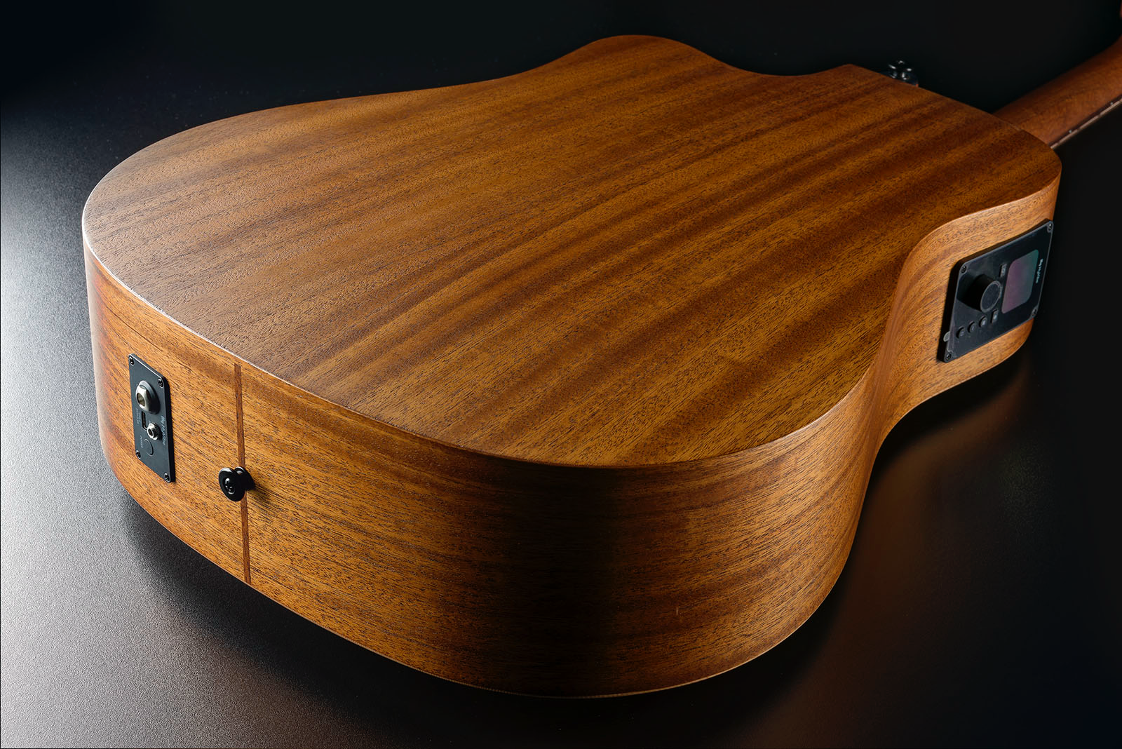 HyVibe 10 Dreadnought Cutaway Satin