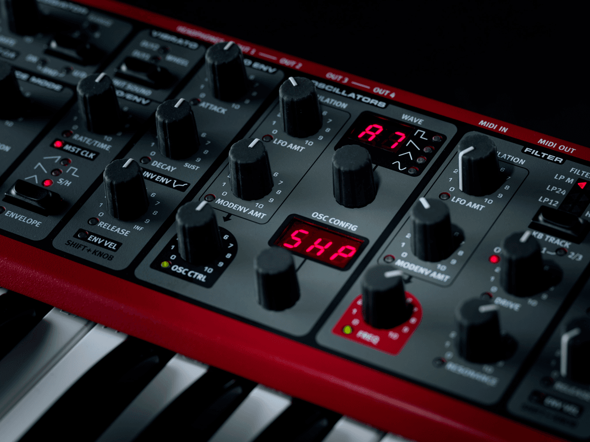 49-key Virtual Analogue Synthesizer