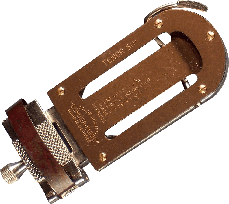 Tenor sax reed cutter
